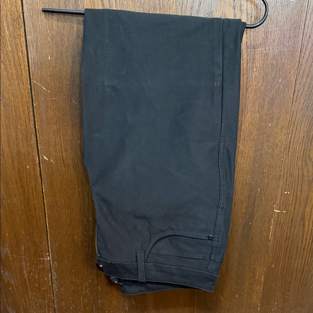 Lululemon Classic Fit Utilitech ABC Pant